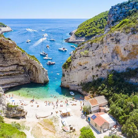 Blue & Cave Vis Island And Pakleni Islands Private Day Trip From Hvar